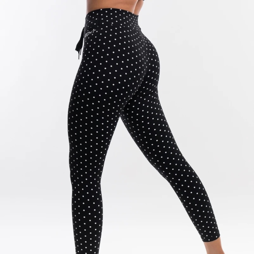 Sold on Mercari/ Echt  tempo dot legging and sports bra set